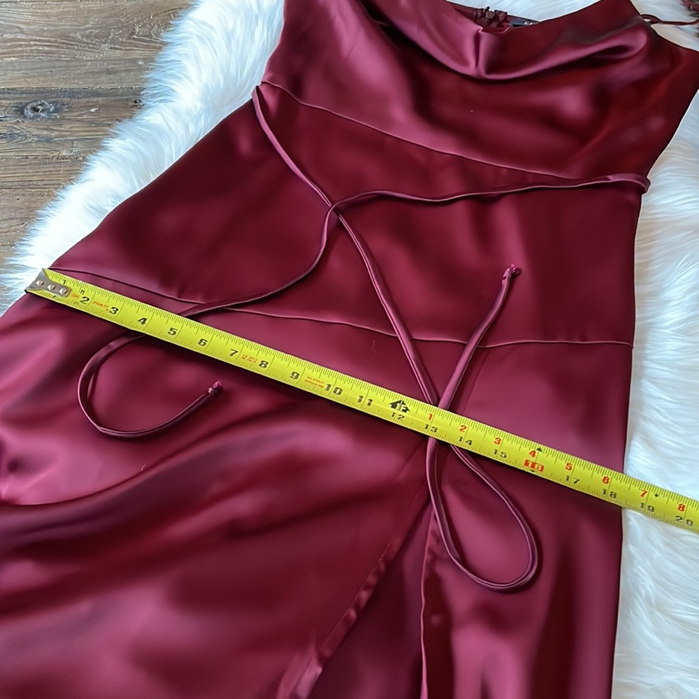 KLD wine colored satin stretch cowl neck - high slit maxi dress NWT size M - Picture 9 of 12